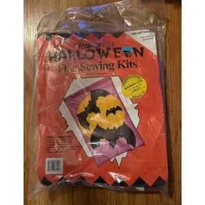 Frostline USA Craft Patterns Halloween Bats n Moon Flag 38"×48"